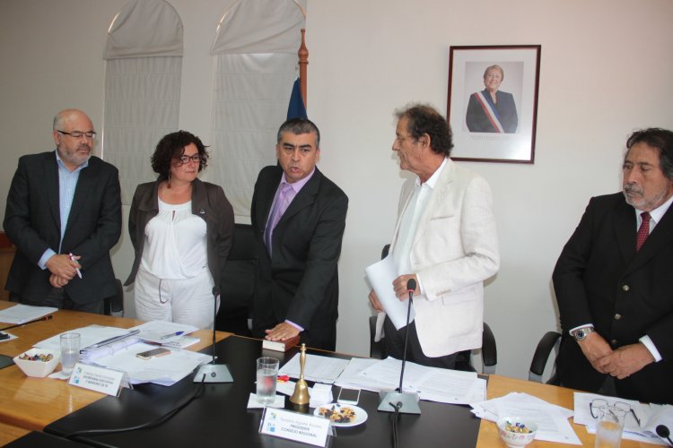 Leonardo Pastén asume como nuevo consejero regional por Choapa