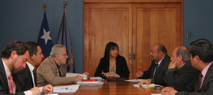 Nicolás Massu participa en la entrega defondos concursables 2014 del CORE