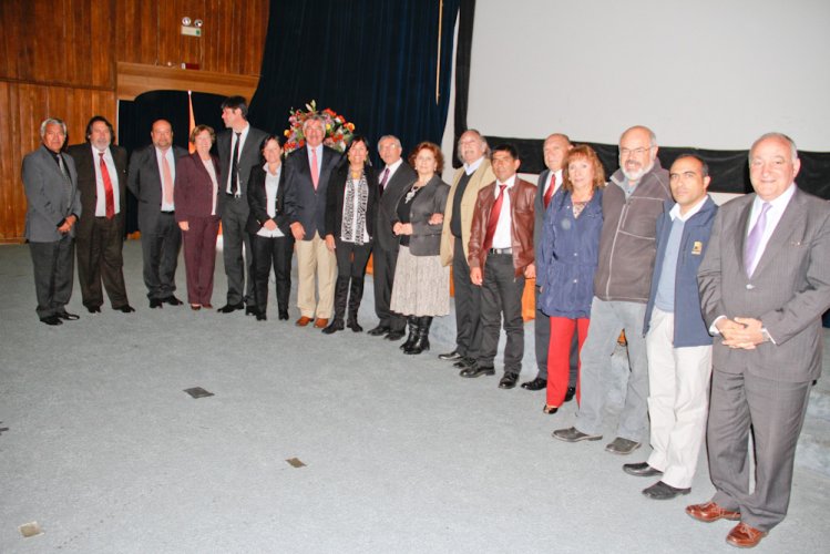 El GORE conmemora 22 años de su creación y entrega reconocimiento a funcionarios que se acogieron a jubilación