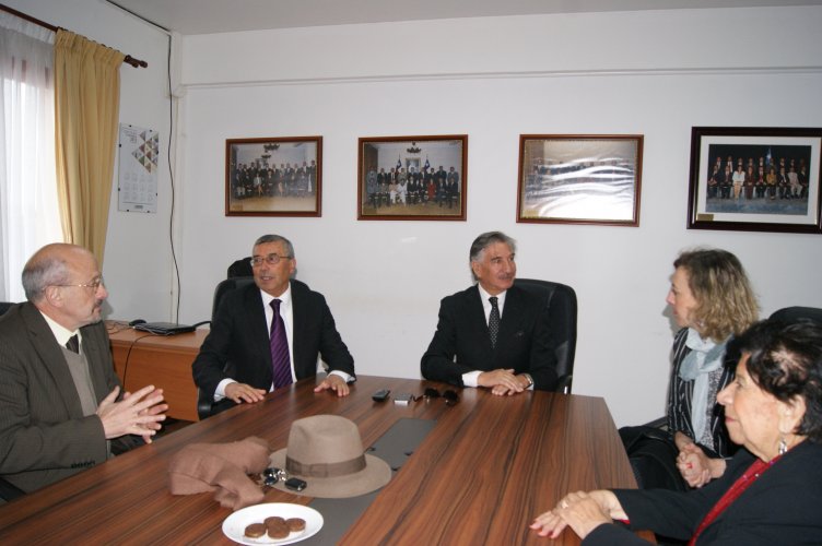 Delegada Nacional de la Alianza Francesa realiza visita protocolar al Consejo Regional