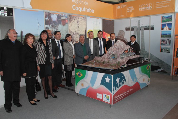 CORE entrega a la Presidenta una carta solicitando que el Estado asuma titularidad de denominación de origen del Pisco