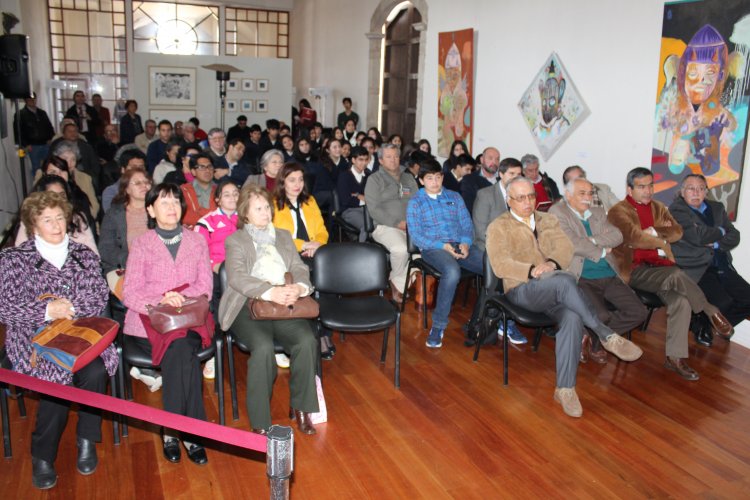 Premio Nacional de Historia lanza reedición de obras con fondos del Gobierno Regional