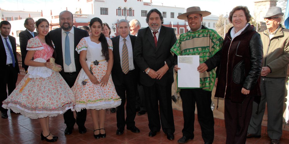 CORE entrega recursos a 5 beneficiarios de Fondos de Cultura 2015