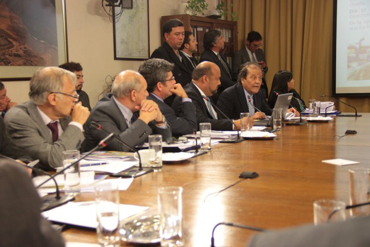 Consejeros participan en comisión de recursos hídricos de la cámara de diputados por problemas con Aguas del Valle