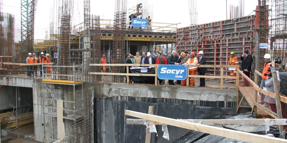 Autoridades recorren edificio consistorial de Coquimbo que presenta más de un 40% de avance