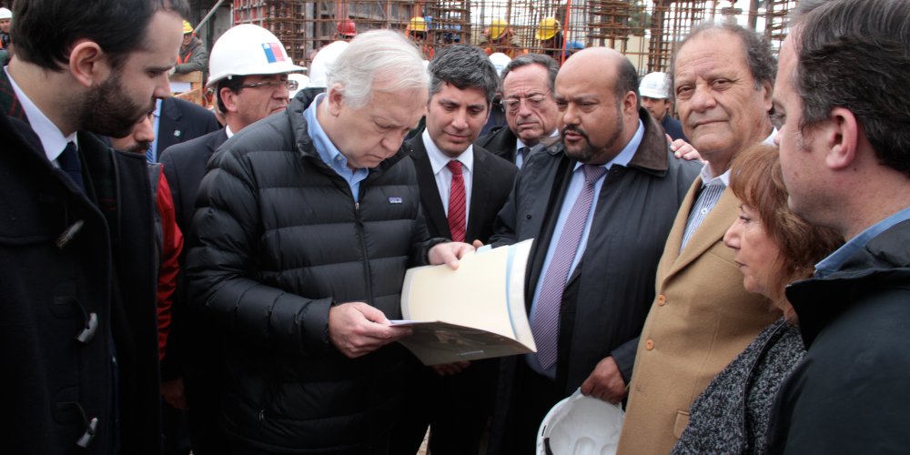 Consejeros Regionales entregan oficio a Ministro Burgos para tratar con urgencia medidas en sequía y glosas presupuestarias