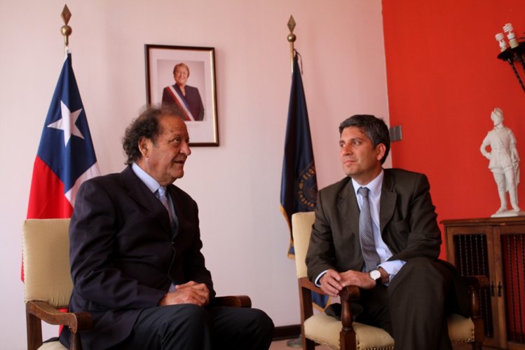 Teodoro Aguirre (PPD) asume como nuevo presidente del CORE y reemplaza a José Montoya