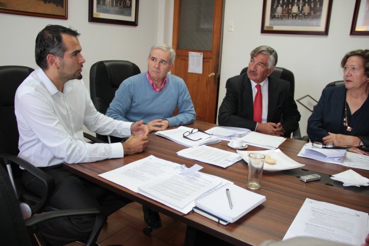 Seremi de Minería presenta al Consejo Regional proyecto por 600 millones que apunta a la seguridad de las pequeñas faenas de la región