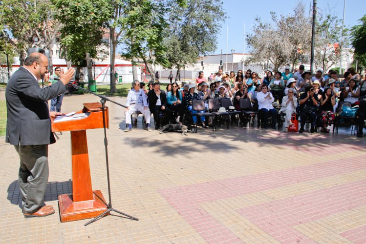 Con gran entusiasmo adultos mayores disfrutan de los beneficios de la biodanza en La Serena