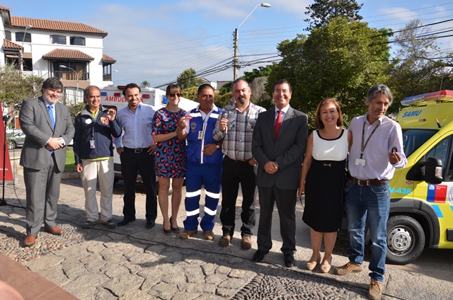 Entregan ocho ambulancias para seis hospitales de la región
