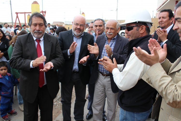 Inician la construcción de un Centro Comunitario donde funcionaba un consultorio en La Antena