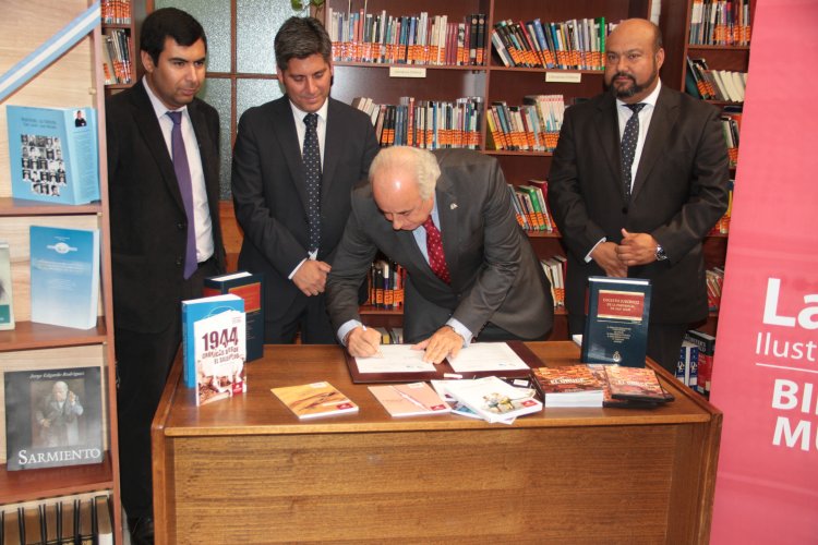 Gobierno Regional y Legislatura de San Juan crean Fondo Editorial Binacional para fomentar la integración entre ambos pueblos