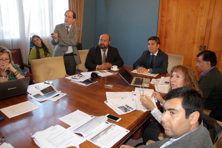 Gobierno Regional y ministerio de Salud ajustan inversión de millonario convenio de programación