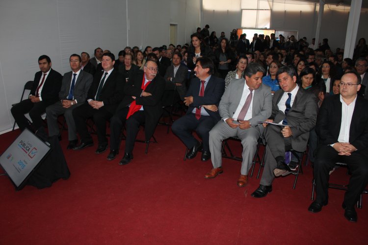 Con énfasis en infraestructura y la reconstrucción se desarrolla la primera Cuenta Pública del Intendente Claudio Ibáñez