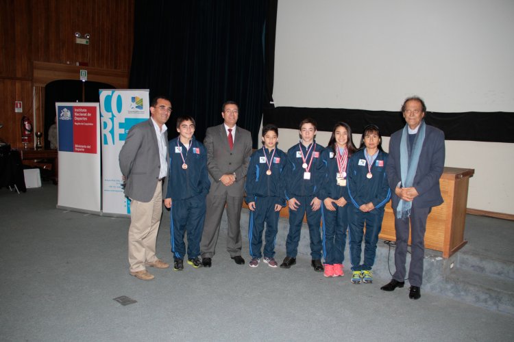 Autoridades reconocen a medallistas regionales de los Judejut Perú 2016
