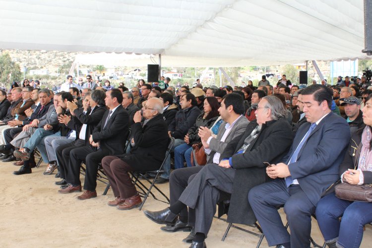 En Canela, Presidenta Bachelet entrega recursos para fortalecer la actividad de pequeños mineros y pirquineros de la región