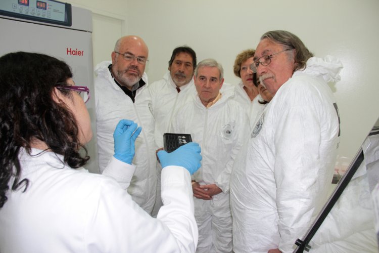 Consejeros conocen en terreno exitosa labor de la PDI a través de su laboratorio de criminalística