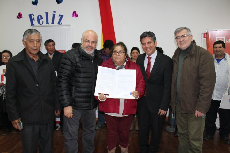 71 familias del sector urbano y rural de La Serena son desde hoy dueñas de sus propiedades