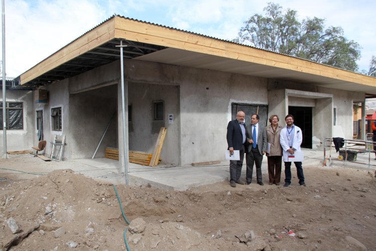 Nuevas salas de urgencia del Hospital de Vicuña estarán listas en septiembre y Cesfam de Calingasta-San Isidro se inaugurará a fines de agosto