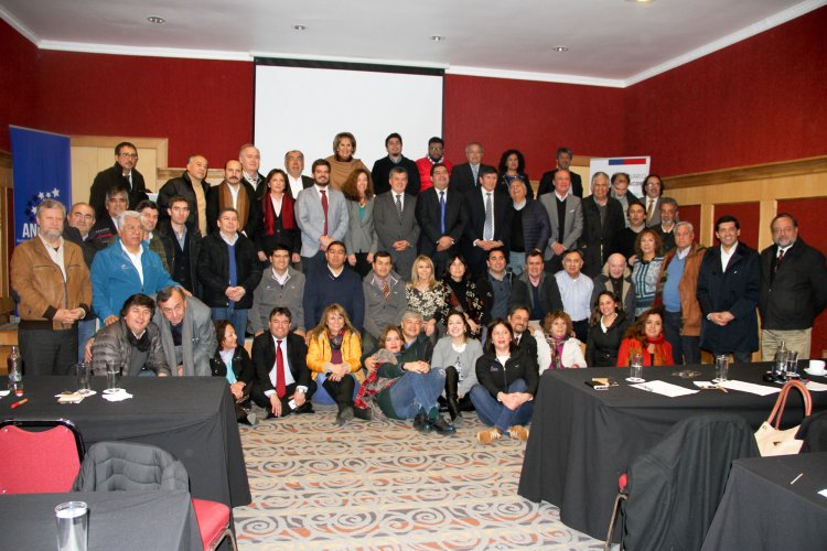 Consejeros Regionales del país refuerzan llamado a la descentralización y piden más atribuciones para las regiones