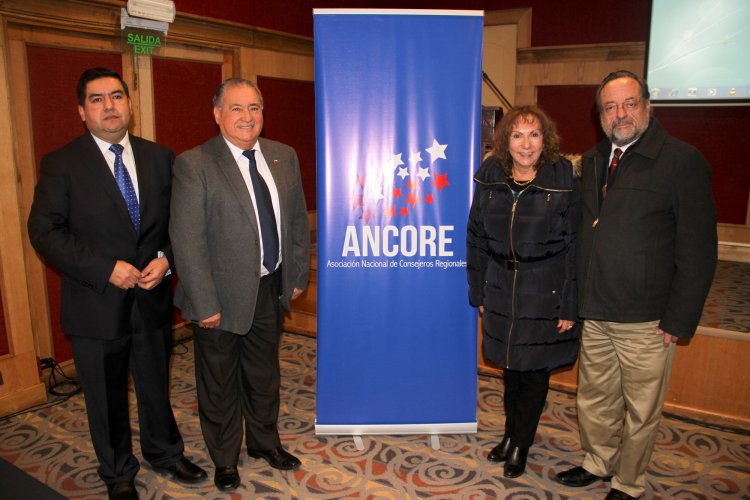 Consejeros Regionales del país refuerzan llamado a la descentralización y piden más atribuciones para las regiones