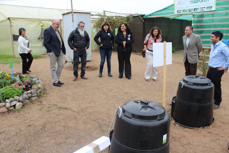 CORE fortalece gestión medioambiental de los municipios con nueva maquinaria para el manejo y reciclaje de la basura