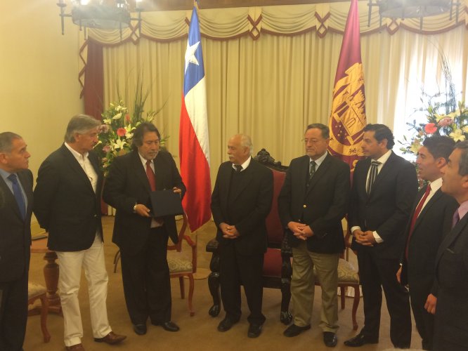 Consejeros Regionales saludan a alcalde Jacob y Concejales por 472° Aniversario de la comuna
