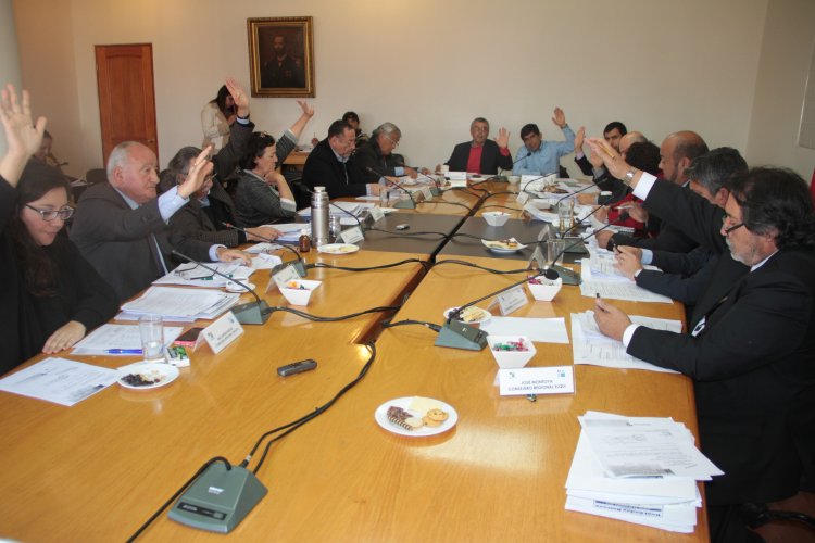 Caletas pesqueras, agua potable rural y redes eléctricas rurales podrán materializarse gracias a aporte del Gobierno Regional