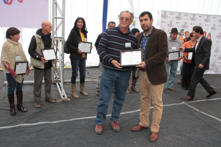 Programa Sequía del Gobierno Regional y FOSIS apoyó el desarrollo de la Agricultura Familiar Campesina en el Limarí