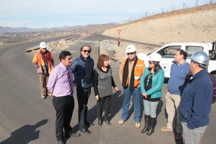 Consejo Regional aprueba invertir $485 millones en la compra de maquinaria para el mejoramiento de caminos de la región