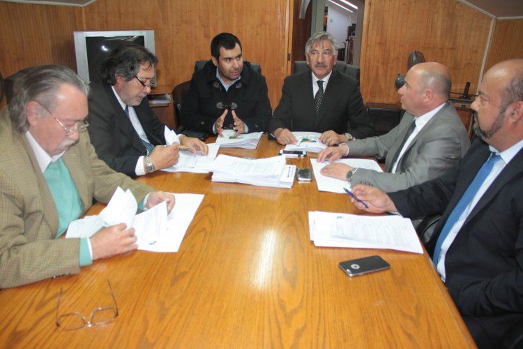 Consejo Regional aprueba las primeras obras literarias de integración creadas a través del Fondo Editorial Binacional 2016