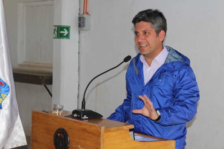 Club Unión Esperanza de El Tambo inaugura cierre perimetral de su cancha de fútbol