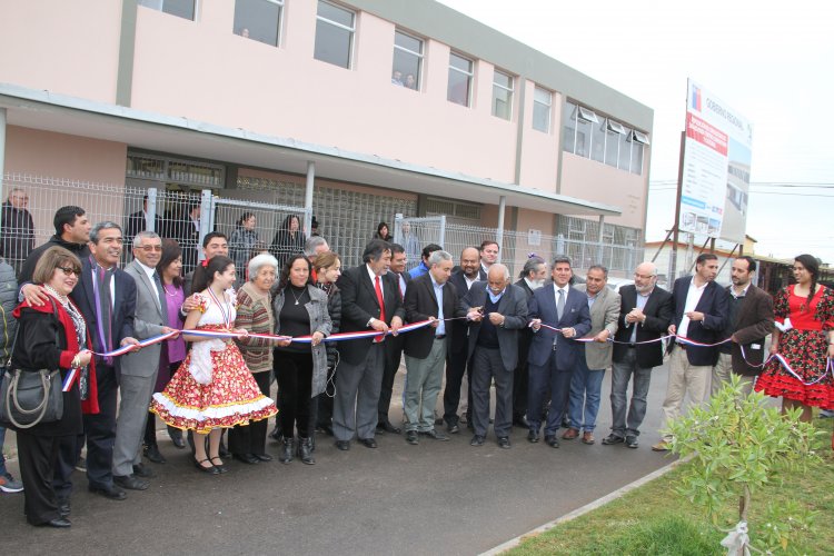 Inauguran Centro Comunitario y Cultural de La Antena en La Serena