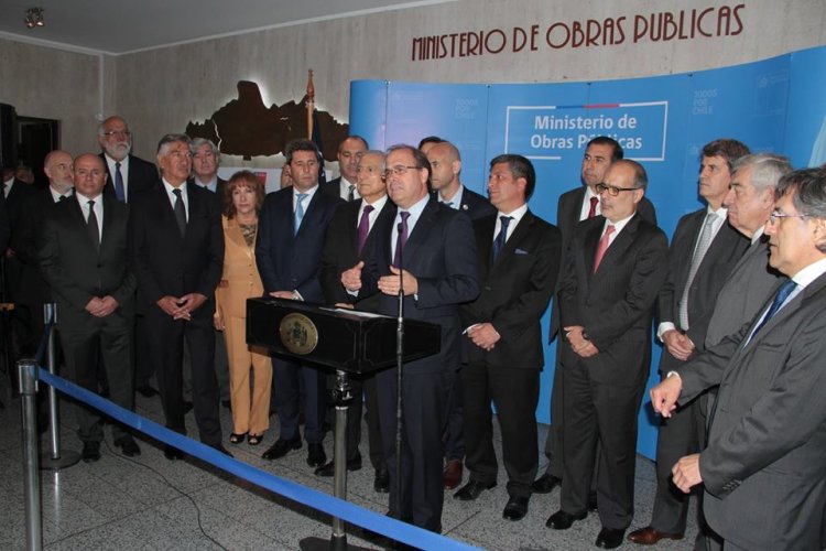 Comienza cuenta regresiva para definir la empresa que construirá Túnel Agua Negra