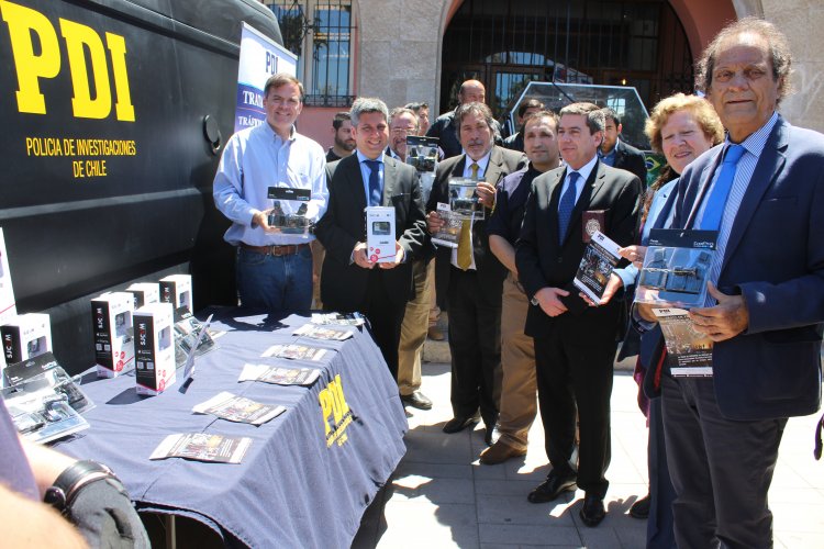 Gobierno Regional y PDI lanzan campaña para prevenir tráfico ilegal de migrantes en la región