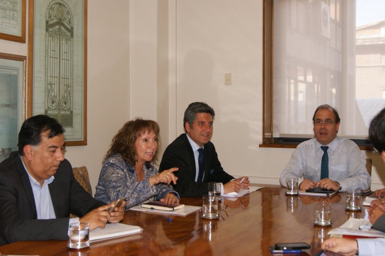 Ministerio de Obras Públicas estudia propuesta de viaducto en sitio El Olivar