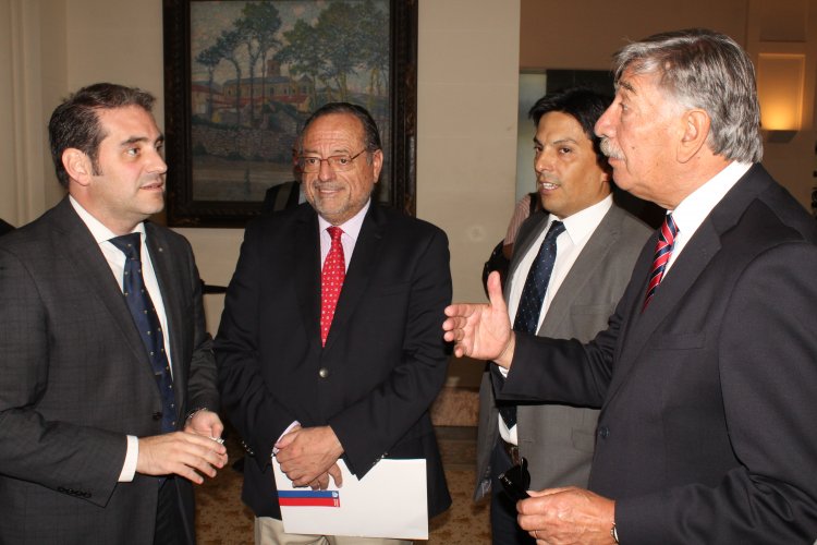 Cores se reúnen con empresarios de Córdoba para promover a la región en el Corredor Bioceánico Central