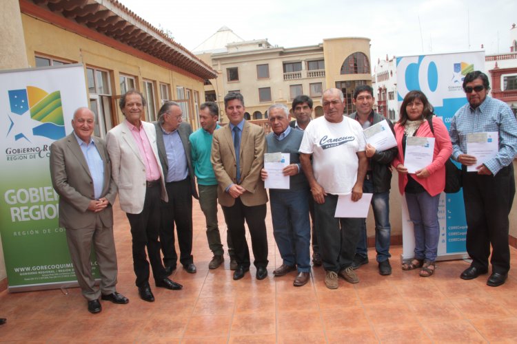 Gobierno Regional entrega fondos concursables para incentivar actividades deportivas de verano