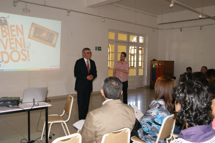 Docentes y directivos de la educación participán en seminario impartido a través del Programa “Emprende Joven” del INJUV