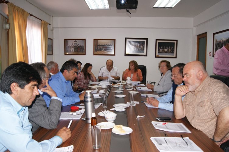 Instalarán semáforo en el conflictivo cruce By Pass Ovalle y la ruta que conduce a Monte Patria