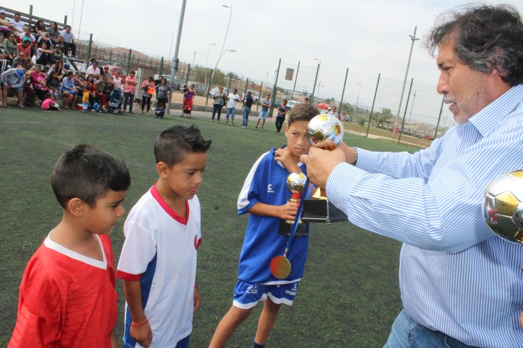 Campeonato infantil de Las Compañías premió a futuras promesas del fúltbol