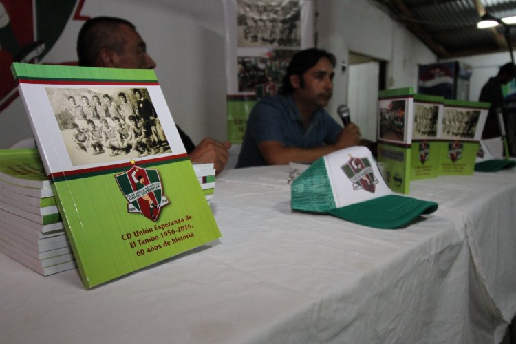 Periodista de Vicuña presenta libro sobra la historia del club de fútbol Unión Esperanza de El Tambo