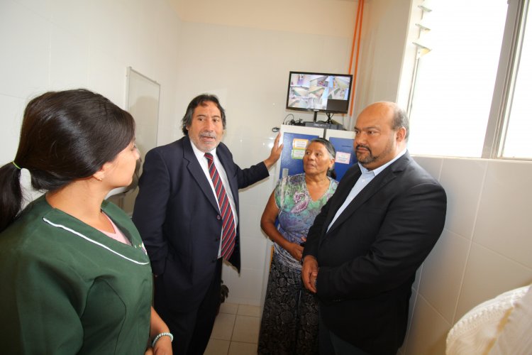 Consejeros visitan proyecto de cámaras de seguridad en Tongoy que ayudó como evidencia tras robo