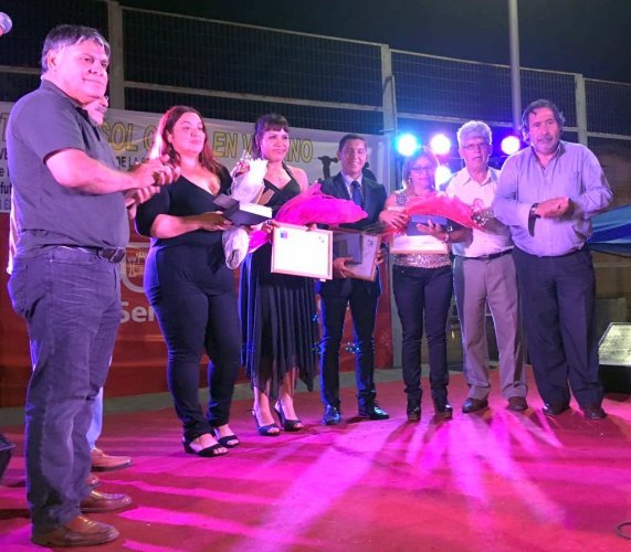 En las Compañías, pobladores de la Villa el Portal del Sol cantaron en verano