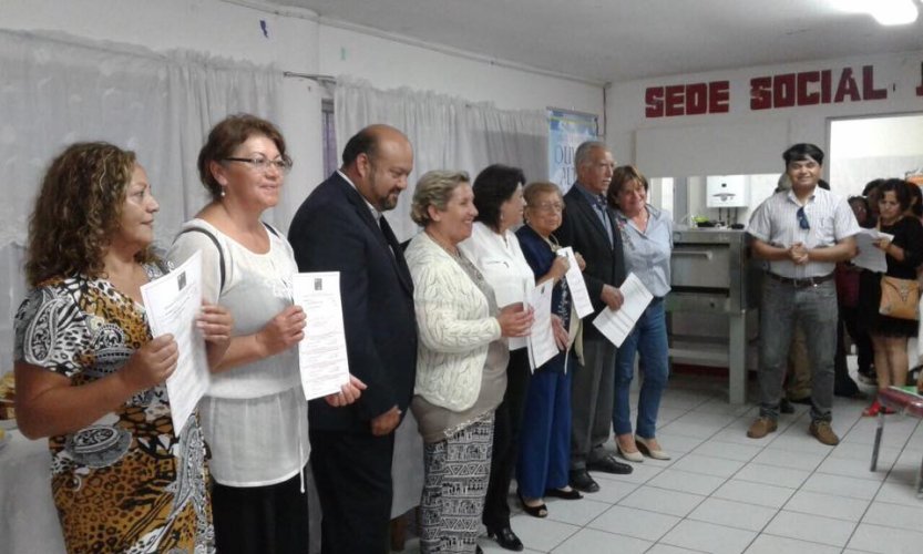 Vecinos de El Olivar Alto de Coquimbo cuentan con alarmas de seguridad del Gobierno Regional