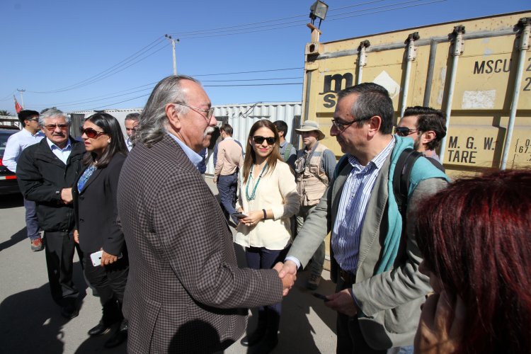 Equipo técnico del Consejo de Monumentos Nacionales y del MOP visitan sitio arqueológico El Olivar para decidir futuro del hallazgo