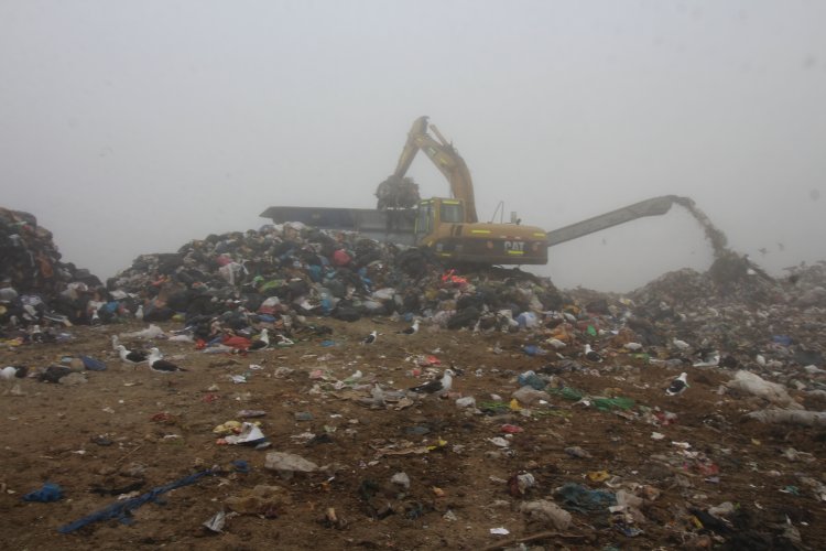 Consejeros llegan hasta relleno sanitario El Panul para verificar su trabajo y planes a futuro