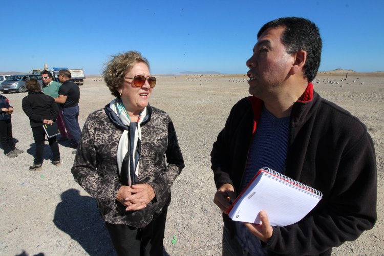 Consejeros y profesionales medioambientales conocen experiencia del único relleno sanitario municipal de Chile