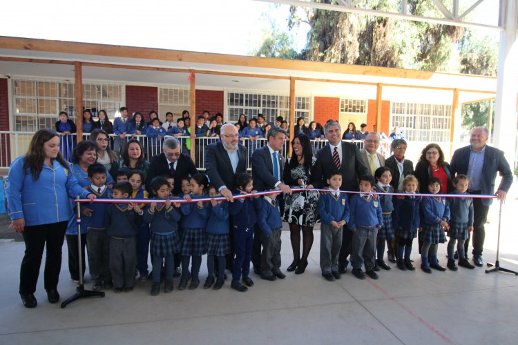 Estudiantes del Valle de Elqui valoran nueva escuela Neftalí Reyes
