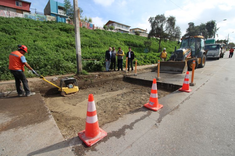 Comienza reparación de pavimentos en Villa Lambert de La Serena